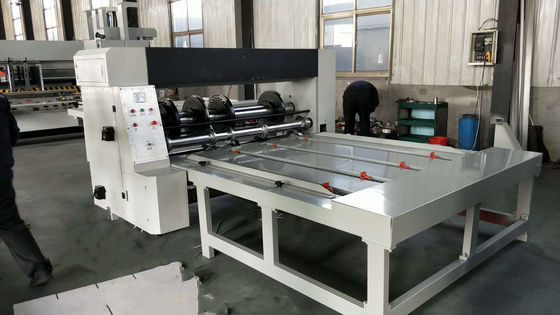 Máy cắt rãnh quay bán tự động để tạo nếp gấp giấy bìa