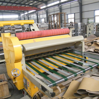 Máy cắt tấm cơ khí cho dây chuyền sản xuất các tông sóng Bốn dao
