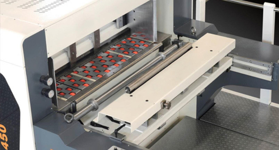 Máy cắt hộp carton sóng tự động thủy lực PLC