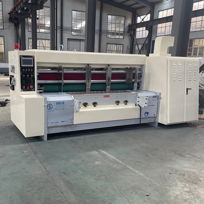 Máy cắt hộp bìa cao tốc Bạch 10000 tấm/giờ