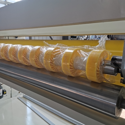 Tốc độ cao 2200mm NC Cutter dây chuyền sản xuất giấy mỏng