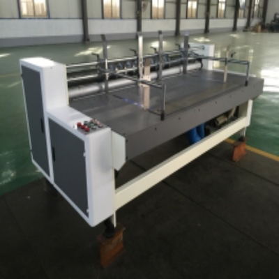 Máy cắt ván xoắn ốc nhỏ Máy chế tạo bảng phân vùng tự động