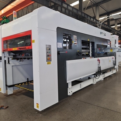 1300/1500mm Chọn chính xác PLC điều khiển lốp carton chết cắt máy