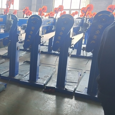 Máy khâu hộp carton Máy khâu thủ công Khâu thẳng đứng Khâu cơ khí