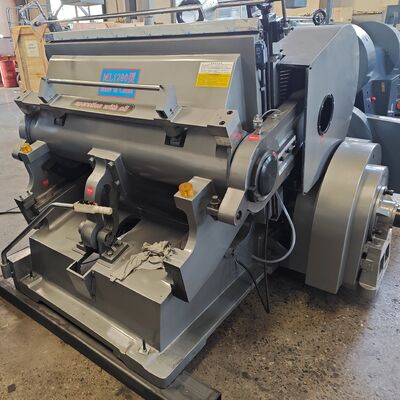 Máy cắt khuôn carton sóng ML1200 Chức năng liên tục Cung cấp dầu bằng điện Lý tưởng cho dây chuyền sản xuất bao bì