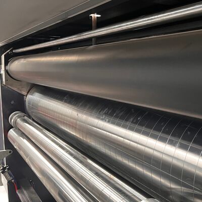 Máy in Flexo Thùng carton Sóng Máy cắt khuôn xoay hai khe