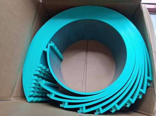 Polyurethane PU Anvil Cover với tấm thép bên trong để cắt cao tốc và chống mòn nhiệt