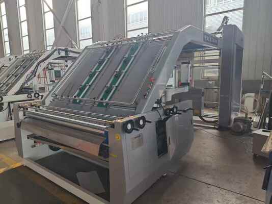 HL1600 Tốc độ cao 100pcs / phút Máy lamination dây phổi tự động cho 1600x1250mm ván lợp