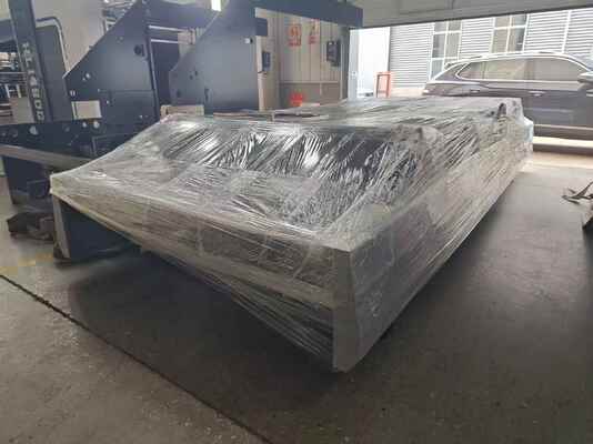 Máy cán màng tự động tốc độ cao HL1600 100 chiếc/phút với kích thước 1600x1250mm và cấp liệu tự động