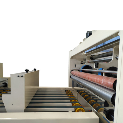 Máy cắt rãnh gấp nếp gấp Flexo tốc độ cao quay nội tuyến với máy cắt khuôn